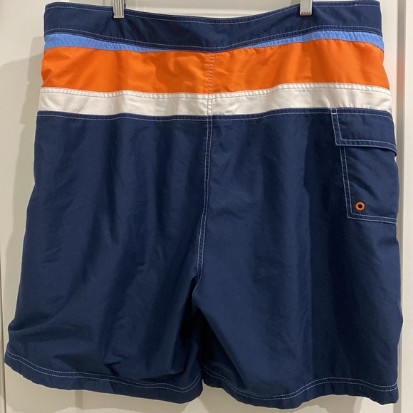 Retro Vibes Tommy Hilfiger Board Shorts / Swim Trunks |Size XXL - Picture 6 of 10
